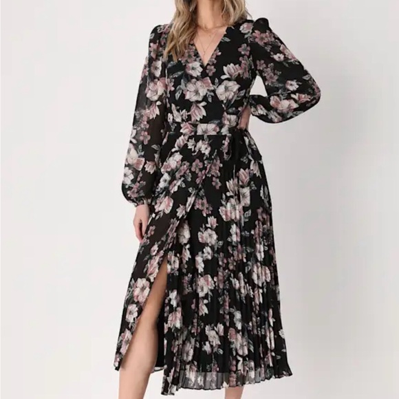 Lulus Dresses & Skirts - Lulu's Blooming Whimsy Black Floral Pleated Midi Wrap Dress